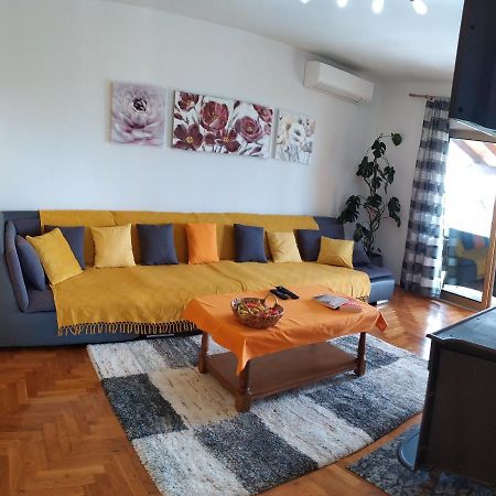 House Ana - Loborika, Pula, 4 Bedrooms 외부 사진