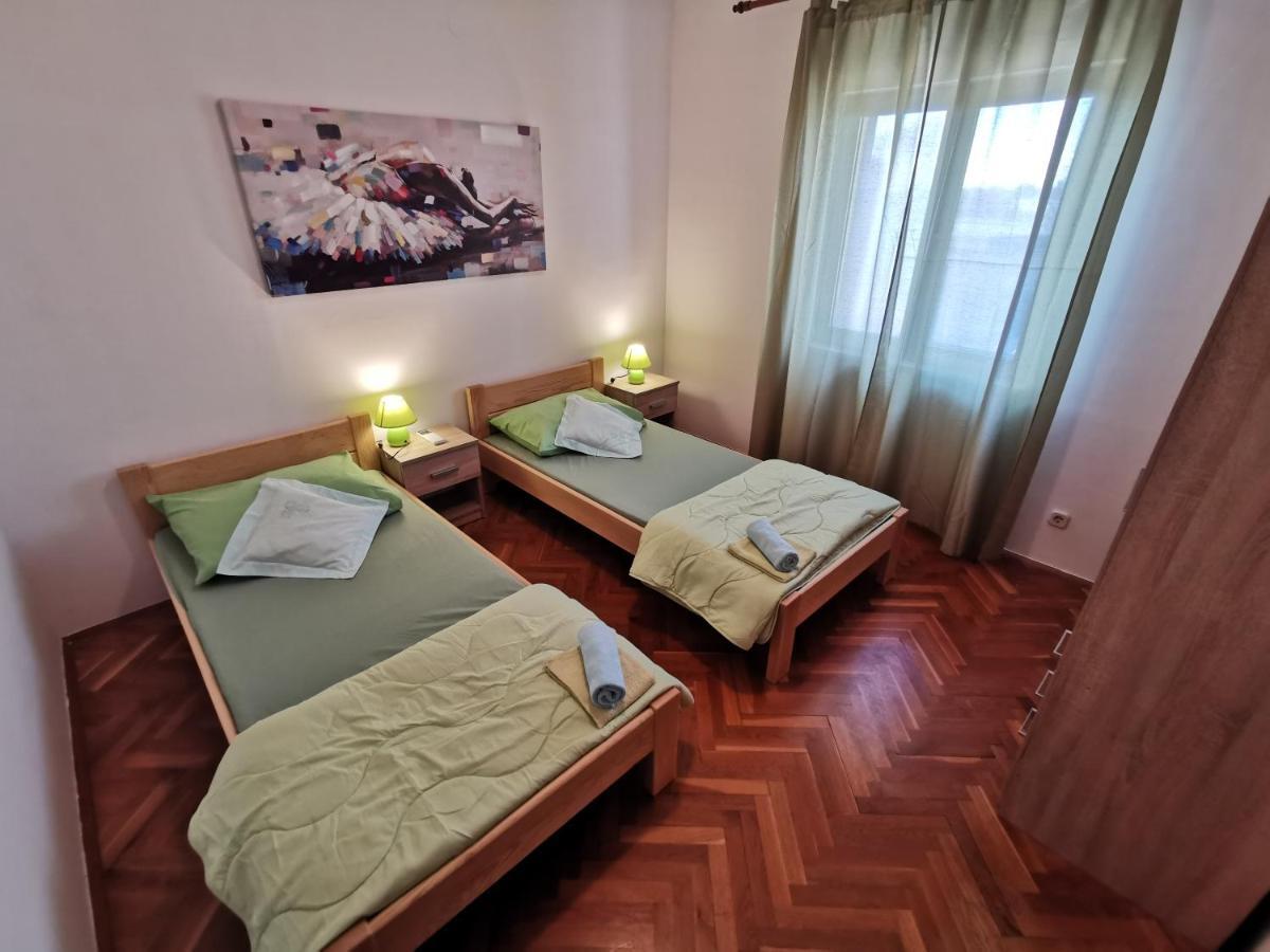 House Ana - Loborika, Pula, 4 Bedrooms 외부 사진