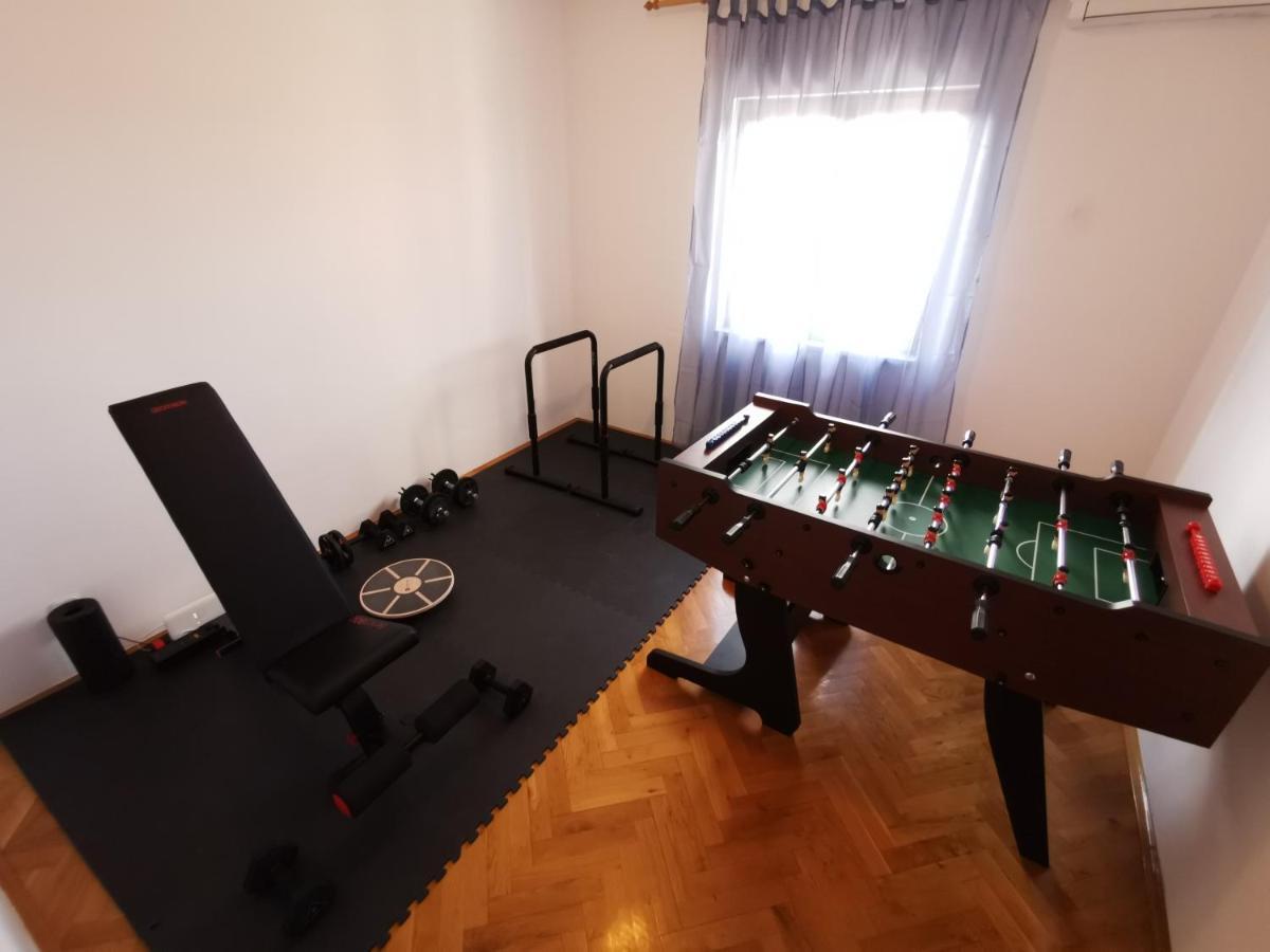 House Ana - Loborika, Pula, 4 Bedrooms 외부 사진